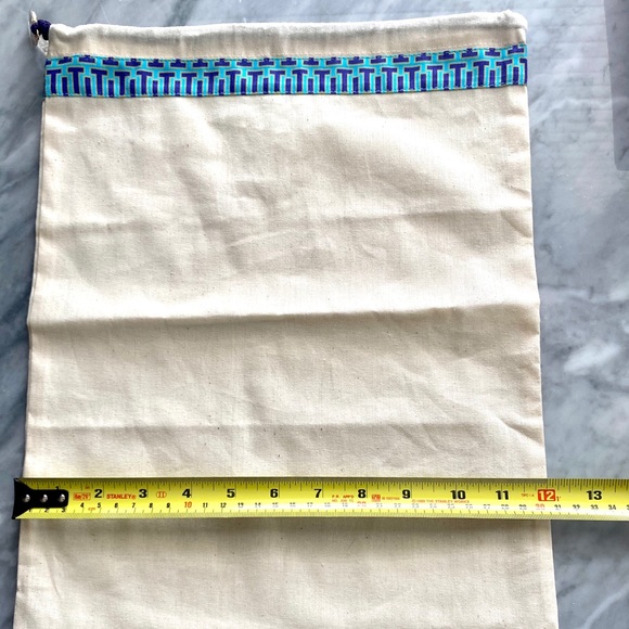 Tory Burch Standard Shoe Duster Bag (1)  💜 - Picture 5 of 8